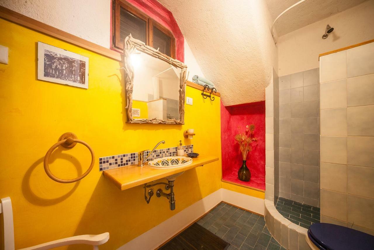 Bed and Breakfast La Fattoria Di Nonna Eugenia Lerici Exterior foto